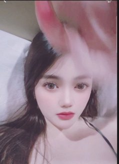 Yum Hermosa - escort in Manila Photo 4 of 12