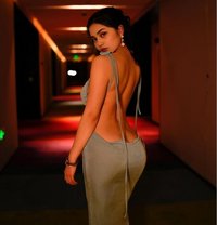Yum - escort in Tokyo