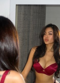 AMIRA IS BACK - escort in Makati City Photo 5 of 7