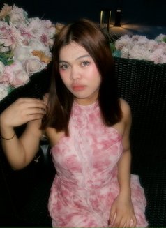Yumi Cam,Meet,Sex - Acompañantes transexual in Manila Photo 6 of 7