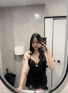 Yumi - puta in Abu Dhabi Photo 4 of 4