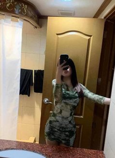 Yumi - escort in Boracay Photo 2 of 5