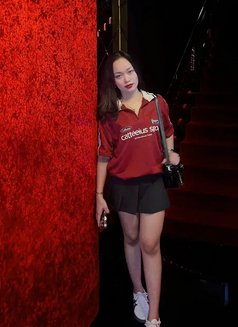 Yumi - escort in Manila Photo 1 of 4