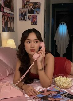 Yumi - escort in Manila Photo 4 of 4