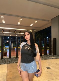 Yumi - Transsexual escort in Makati City Photo 6 of 6