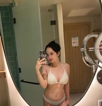 Yumi Good Service - escort in Singapore Photo 6 of 7