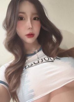 Yumi - escort in Bangkok Photo 2 of 5
