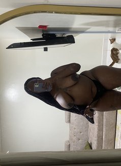 Yumi🫦 - escort in Nairobi Photo 5 of 8