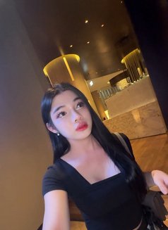 Yumi - Transsexual escort in Abu Dhabi Photo 5 of 7