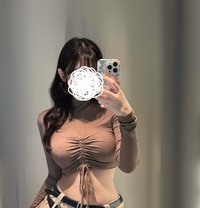 Yumi - puta in Seoul