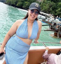 Yumi - masseuse in Al Juffair