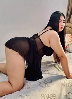 Yumi - escort in Şalālah Photo 4 of 6