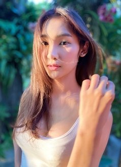 Yumi - Transsexual escort in Bangkok Photo 1 of 5