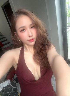 Yumi - escort in Dubai Photo 1 of 8