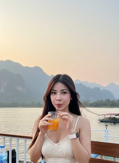 Yumi - escort in Ho Chi Minh City Photo 7 of 10