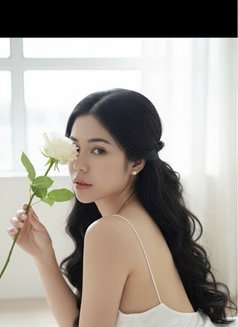 Yumi - escort in Ho Chi Minh City Photo 4 of 7