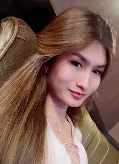 Yumii - Transsexual escort in Makati City Photo 6 of 16