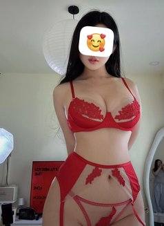 Yumiyun - escort in Doha Photo 1 of 4