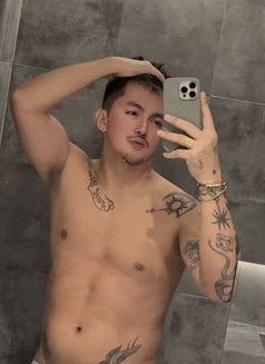 Yumm Jay - masseuse in Bangkok Photo 4 of 6