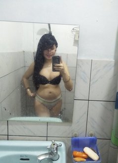 Yummy Cosplayer Lilly - Transsexual escort in Manila Photo 9 of 10