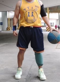 YUMMY - Male escort in Makati City Photo 2 of 9