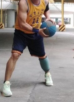 YUMMY - Male escort in Makati City Photo 4 of 9