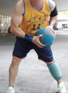 YUMMY - Male escort in Makati City Photo 7 of 9