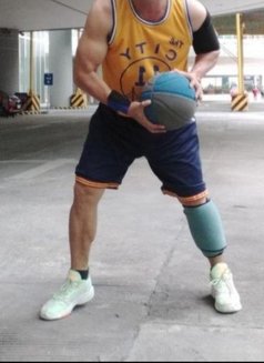 YUMMY - Male escort in Makati City Photo 8 of 9