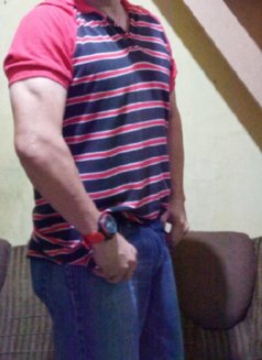 YUMMY - Male escort in Makati City Photo 9 of 10
