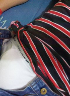 YUMMY - Male escort in Makati City Photo 10 of 10