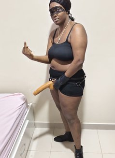 Yummy - Acompañantes masculino in Riyadh Photo 2 of 4