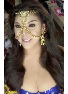 Queen YummyTsPatricia - Transsexual escort in Manila Photo 22 of 30