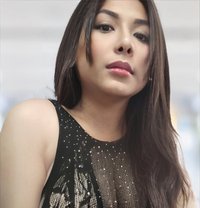 yums ladyboy in bangkok fully functional - Acompañantes transexual in Bangkok Photo 6 of 6