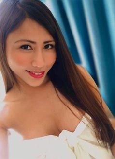 Yun Akawaii - Transsexual escort in Boracay Photo 8 of 11