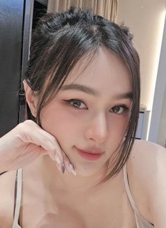 Yun Ni - Agencia de putas in Jakarta Photo 1 of 5