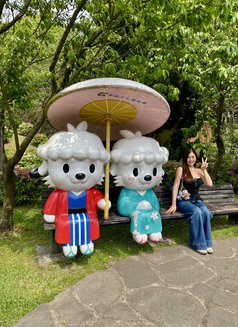 Yuna - escort in Manila Photo 20 of 21