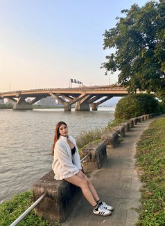 Yuna - escort in Manila Photo 21 of 21