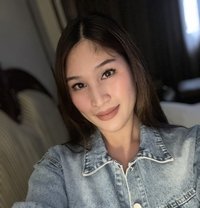 Yuna - escort in Makati City