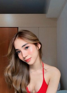 Yuna - Transsexual escort in Hong Kong Photo 1 of 1