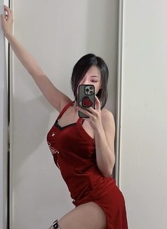 Yuna from Japan - escort in Seoul Photo 3 of 3