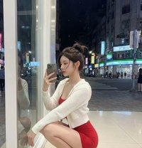 Yuna - escort in Taipei Photo 1 of 7