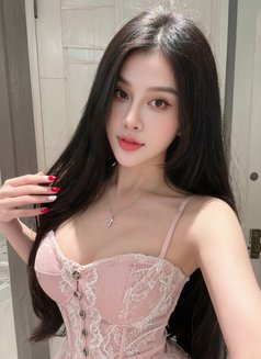 Yuna New Arrived - escort in Bangkok Photo 1 of 6