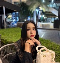 Yuna - adult performer in Busan