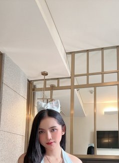 Yuna - puta in Hong Kong Photo 6 of 9