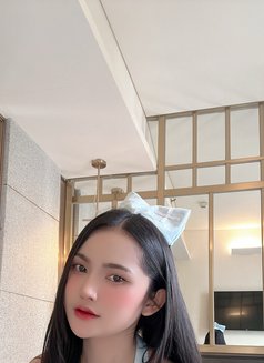 Yuna - puta in Hong Kong Photo 8 of 9