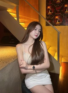 Yunaabi - escort in Bali Photo 2 of 5