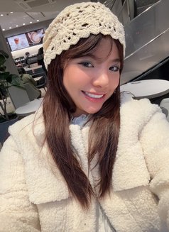 Yunalin - escort in Tokyo Photo 5 of 7