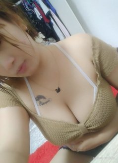 New and Yung Lady in Braka - escort in Muscat Photo 4 of 14