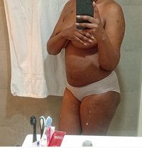 Yunie - escort in Bangkok