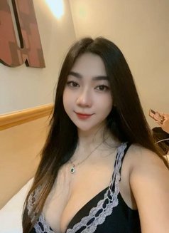 Yunika - escort in Jakarta Photo 10 of 14